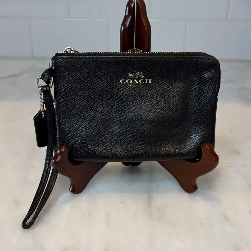Coach Wristlet Bag Purse Leather Cross Grain Textured Black Pouch Clutch Wallet